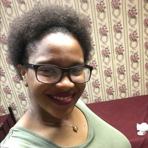 Meet your Posher, Regina